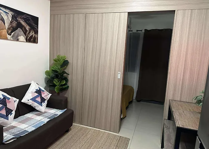 Don Comz Staycation Aparthotel *