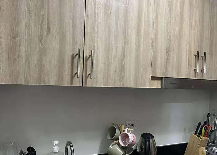 Aparthotel Don Comz Staycation Manila